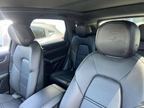 2023 Porsche Cayenne