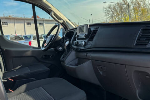 2024 Ford Transit 250