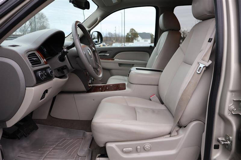 2014 Chevrolet Suburban LTZ