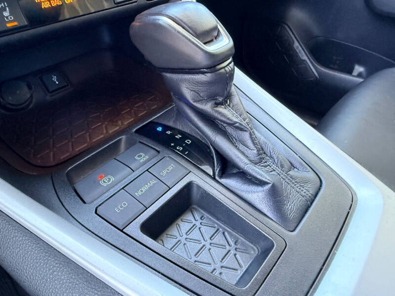 2020 Toyota RAV4 Limited