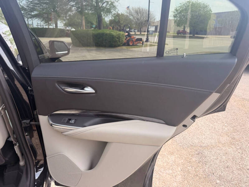 2019 Cadillac XT4 Luxury