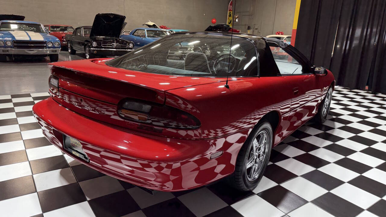 1998 Chevrolet Camaro 19