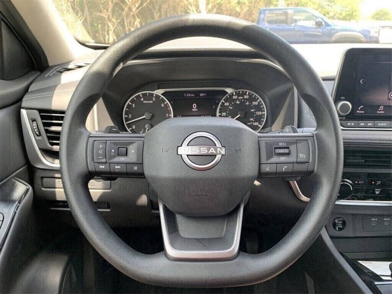 2025 Nissan Rogue S