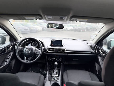2016 Mazda MAZDA3 i Sport
