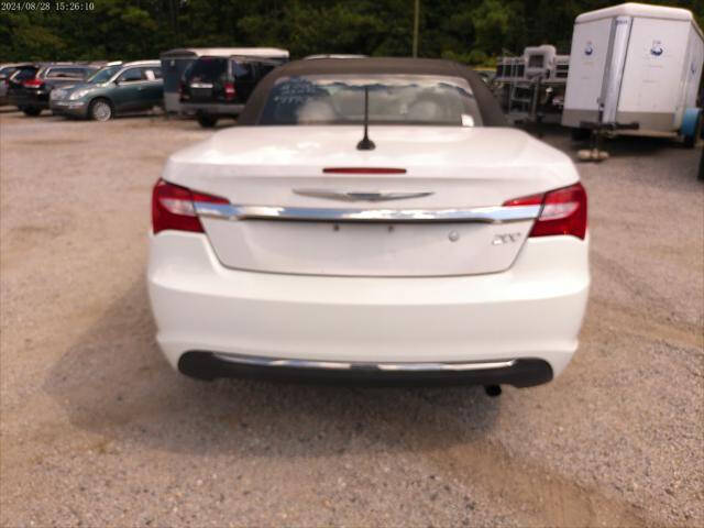 2012 Chrysler 200 Touring