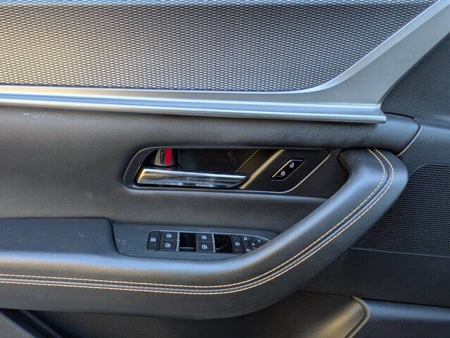 2025 Mazda CX-90 Plug-in Hybrid Premium Plus