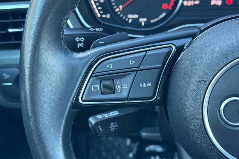 2021 Audi A4 quattro Premium 40 TFSI