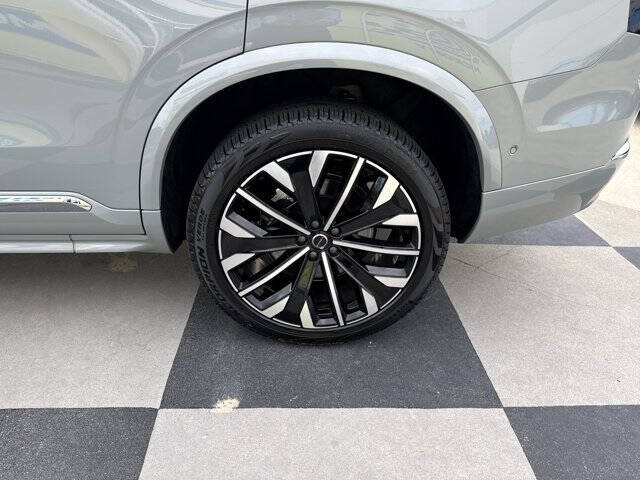 2025 Volvo XC90 B6 Plus Bright Theme 7P