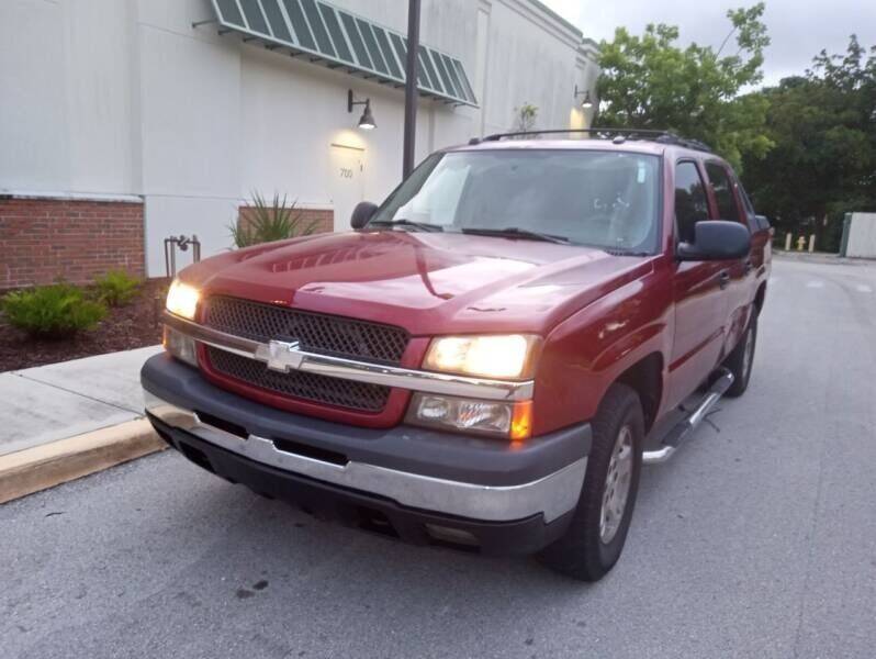 2005 Chevrolet Avalanche for sale at Blue Lagoon Auto Sales in Plantation FL