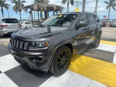 2018 Jeep Grand Cherokee for sale at D&S Auto Sales, Inc in Melbourne FL