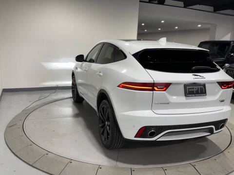 2019 Jaguar E-PACE P300 R-Dynamic SE