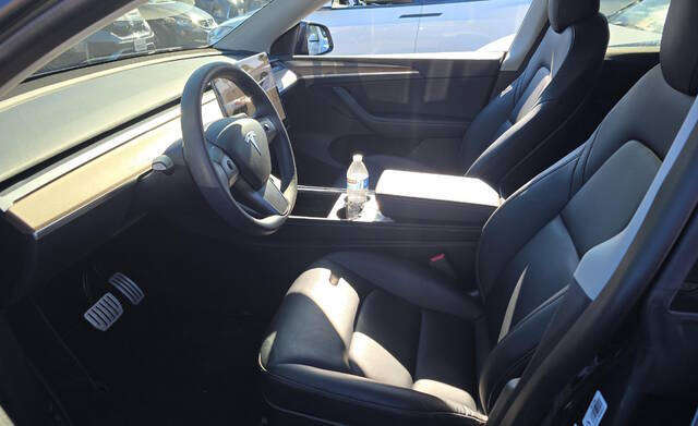 2023 Tesla Model Y Performance