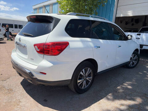2017 Nissan Pathfinder S