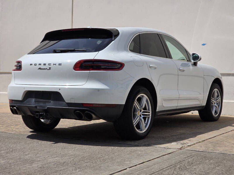 2016 Porsche Macan S