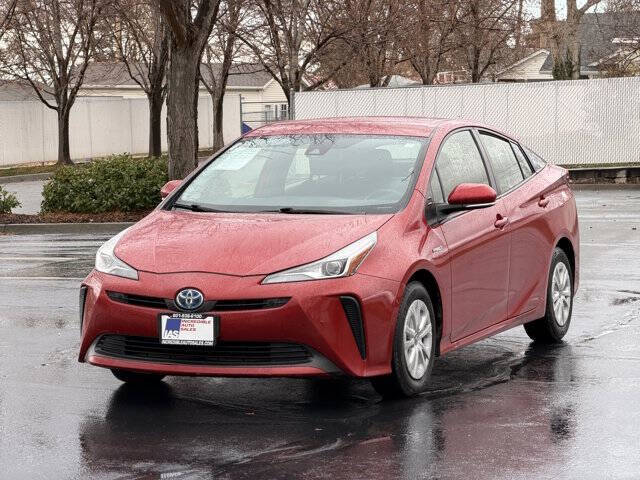 2022 Toyota Prius LE