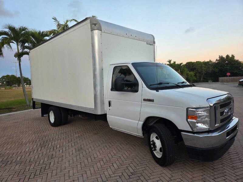 2021 Ford E-Series E-350 SD