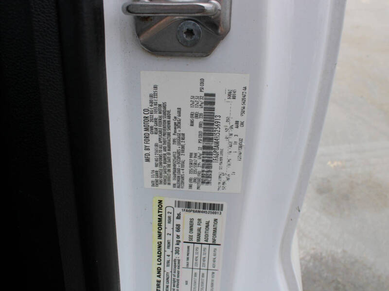 2017 Ford Mustang V6