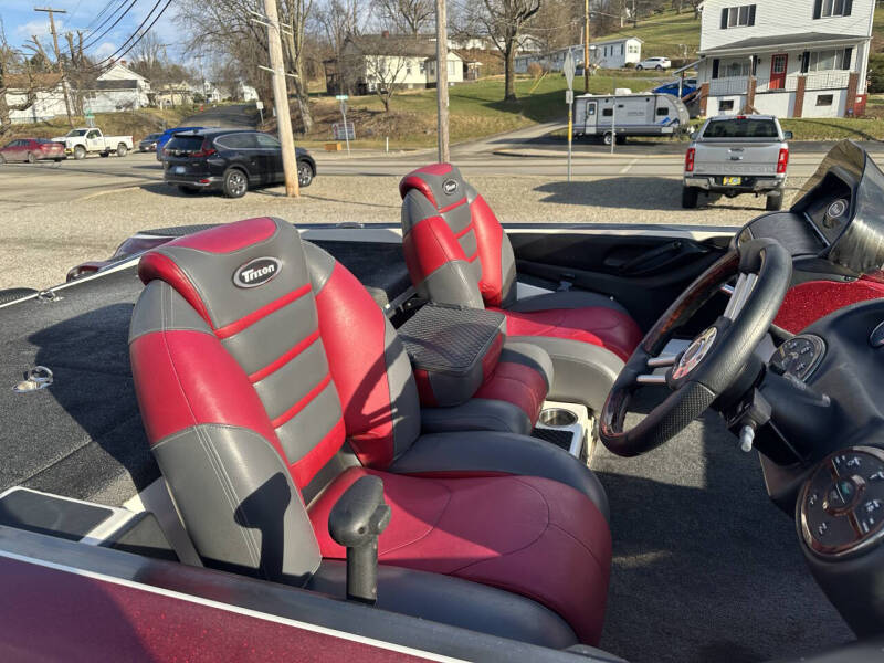 2011 Triton 21 HP Elite