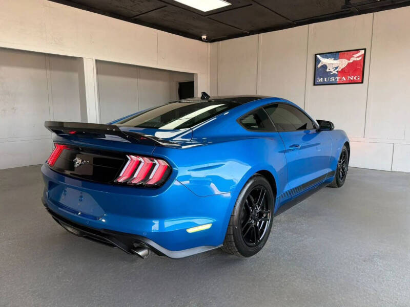 2020 Ford Mustang