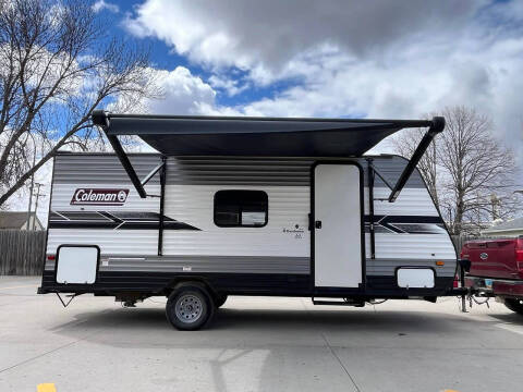 2022 Dutchmen RV Coleman Lantern LT