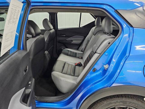 2023 Nissan Kicks SR