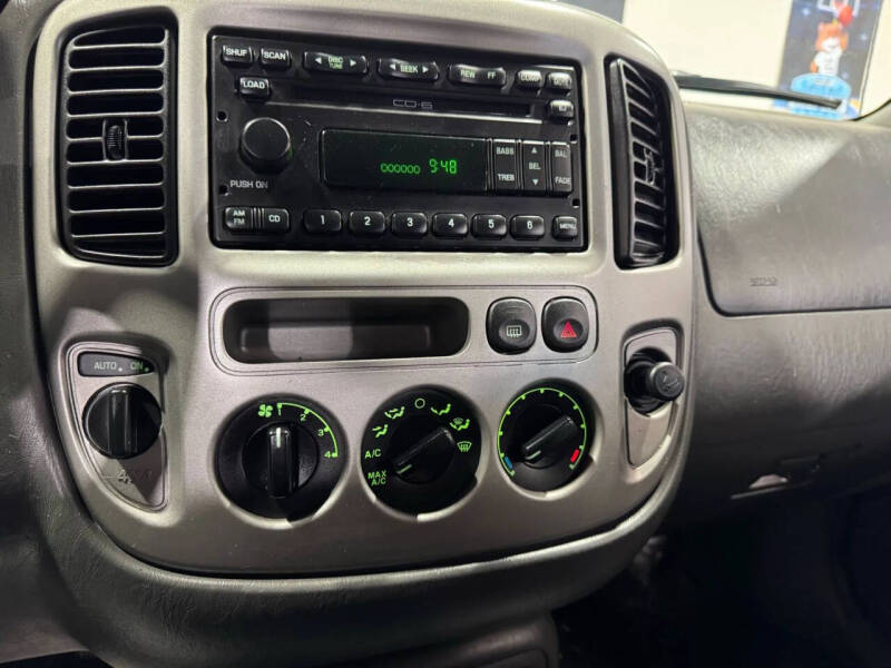 2003 Ford Escape XLT Popular 2