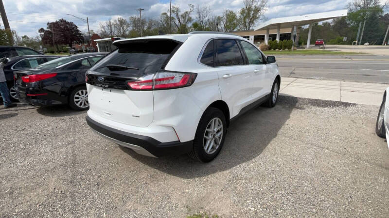 2024 Ford Edge