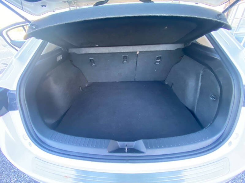 2015 Mazda MAZDA3 i Touring