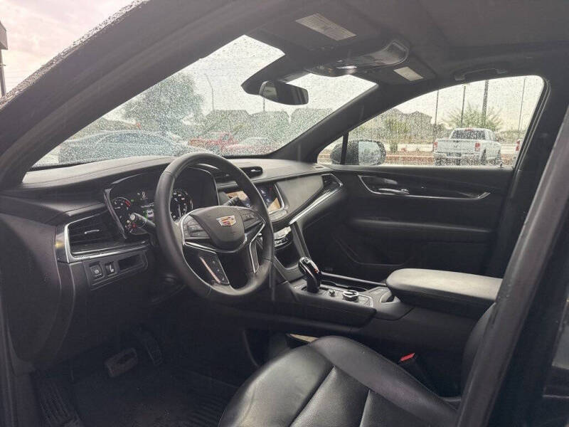 2022 Cadillac XT5 Premium Luxury