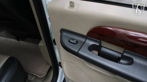 2005 Ford Excursion Eddie Bauer
