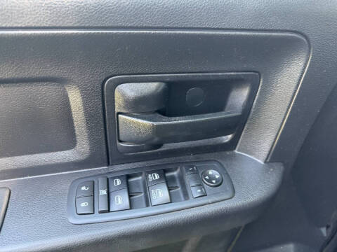 2017 RAM 1500 Express