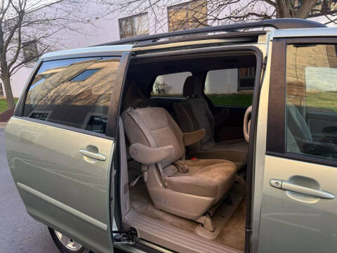 2010 Toyota Sienna