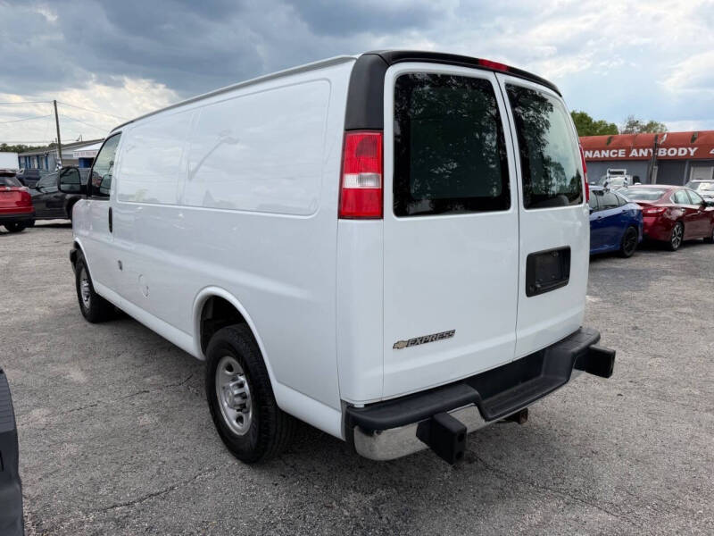 2021 Chevrolet Express 2500