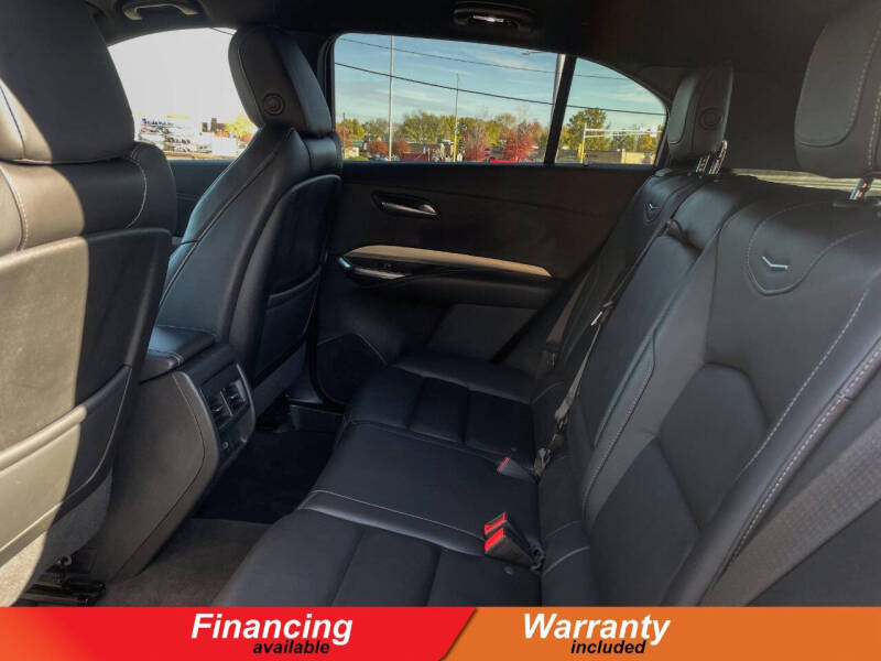 2023 Cadillac XT4 Premium Luxury