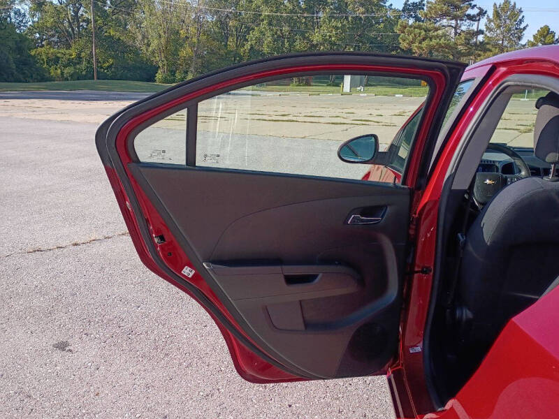 2015 Chevrolet Sonic LT Auto