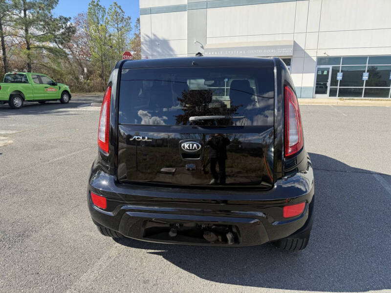 2013 Kia Soul +