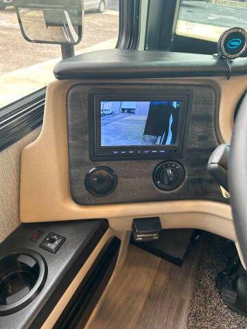 2022 Holiday Rambler Nautica