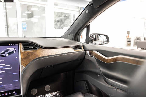 2020 Tesla Model X Long Range Plus