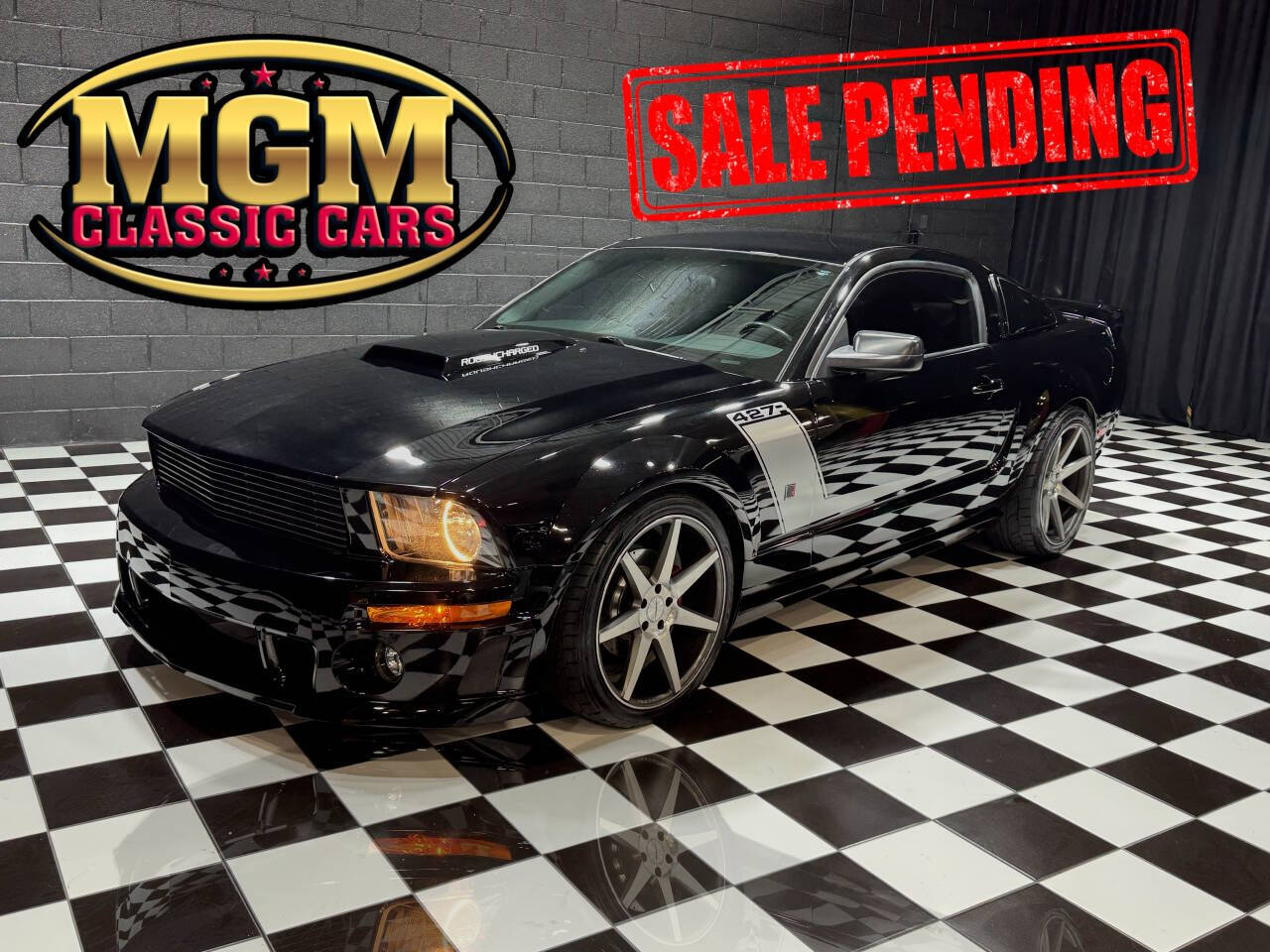 2008 Ford Mustang 2