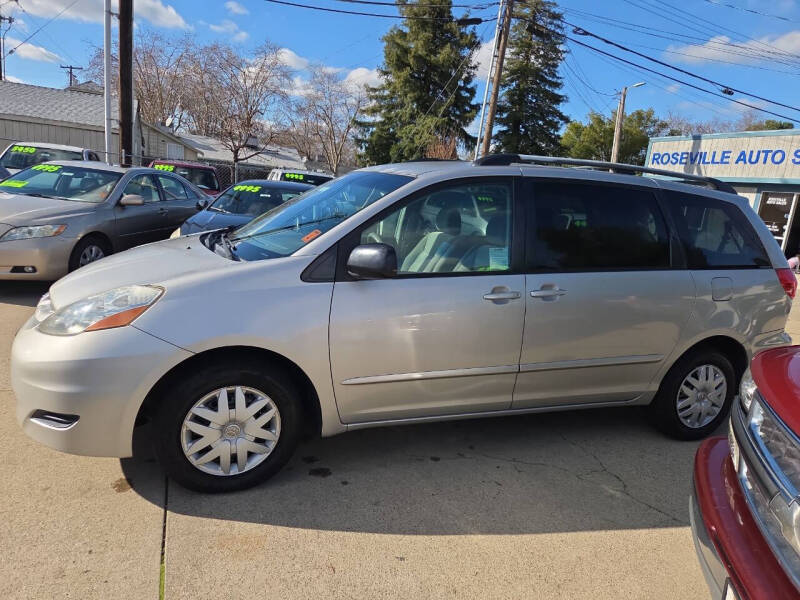 2007 Toyota Sienna LE 7-Passenger