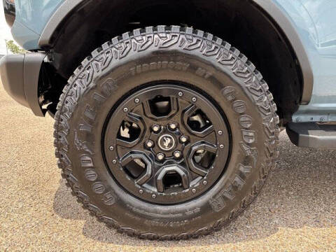 2023 Ford Bronco Base Advanced