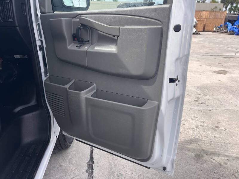 2020 Chevrolet Express 2500