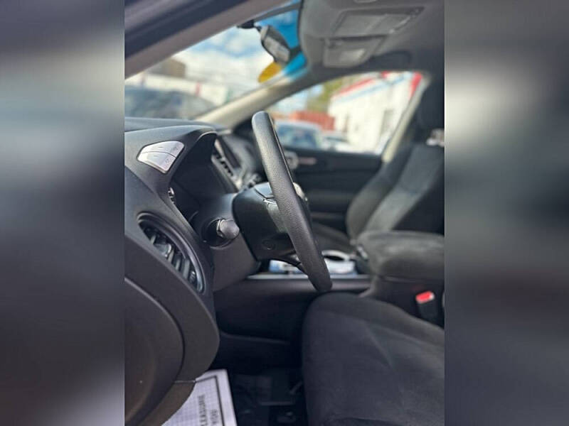 2016 Nissan Pathfinder