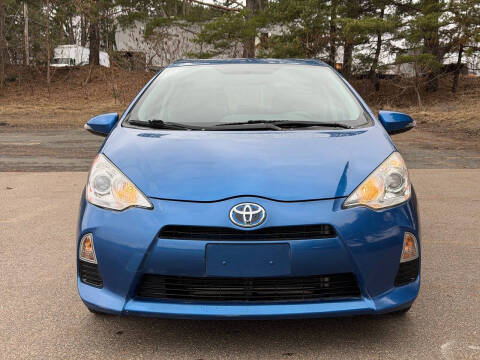 2013 Toyota Prius c Two