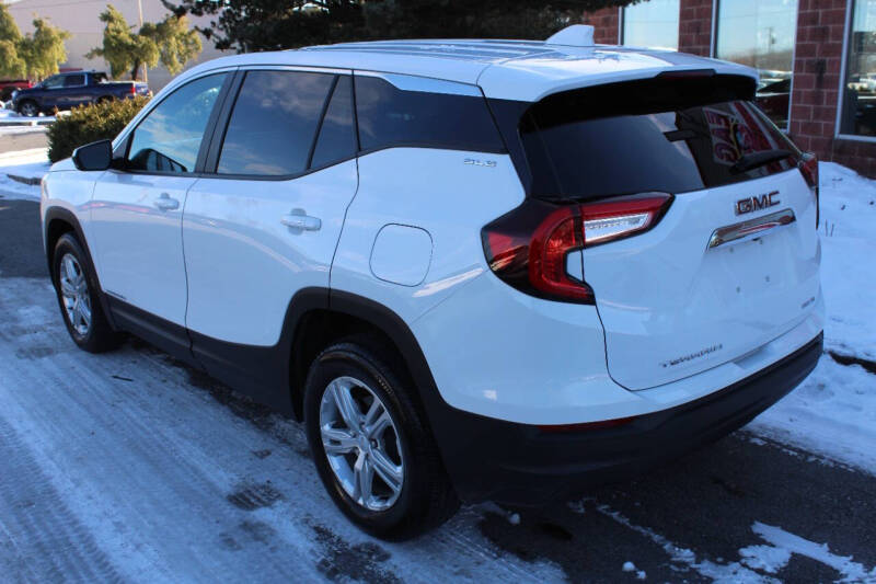 2024 GMC Terrain SLE