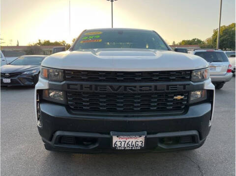 2021 Chevrolet Silverado 1500 for sale at Carros Usados Fresno in Clovis CA