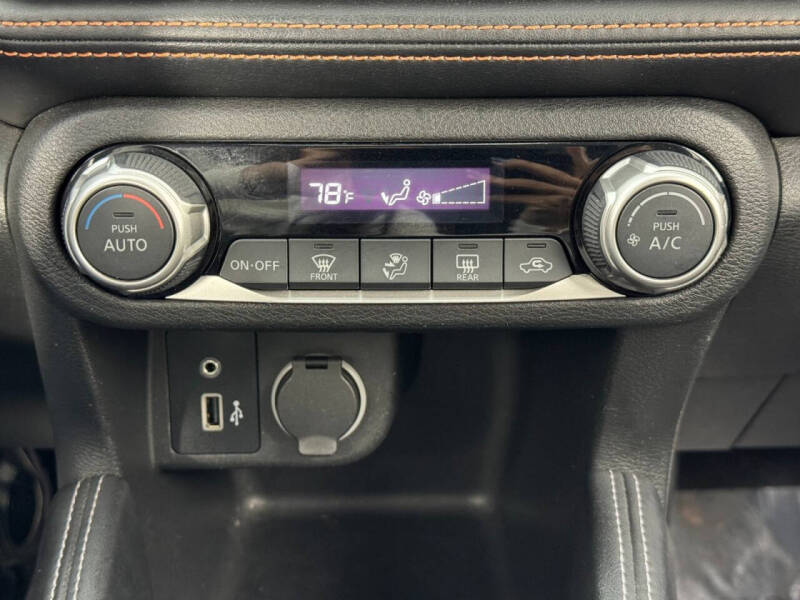 2018 Nissan Kicks SR