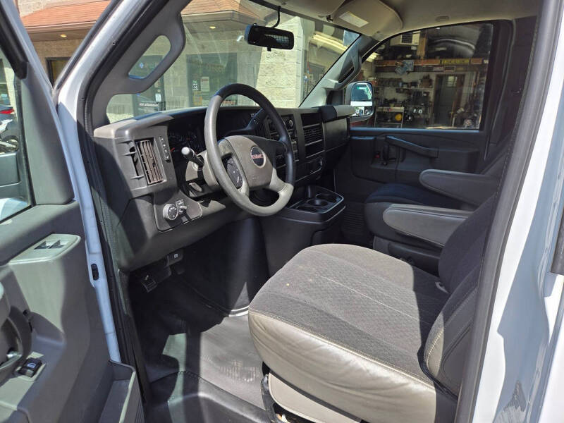 2019 GMC Savana 2500