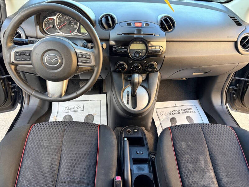2013 Mazda MAZDA2 Touring