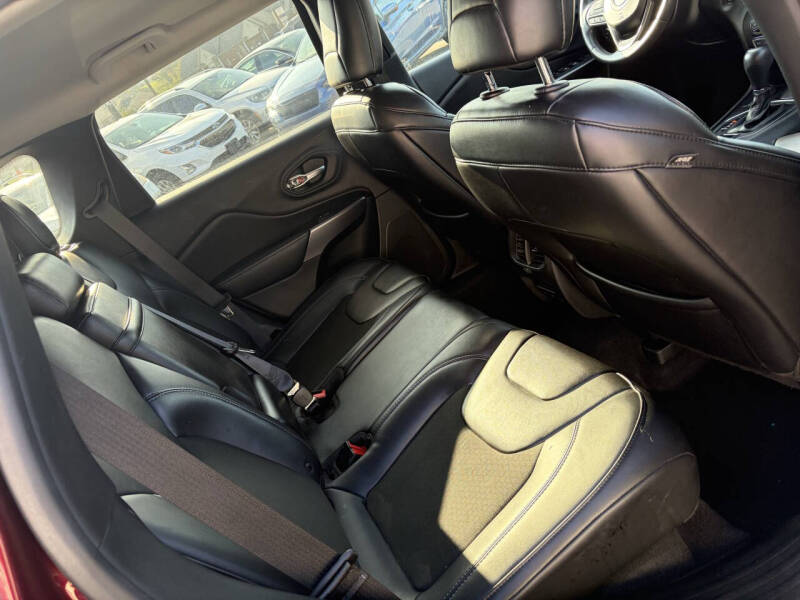 2019 Jeep Cherokee Latitude Plus